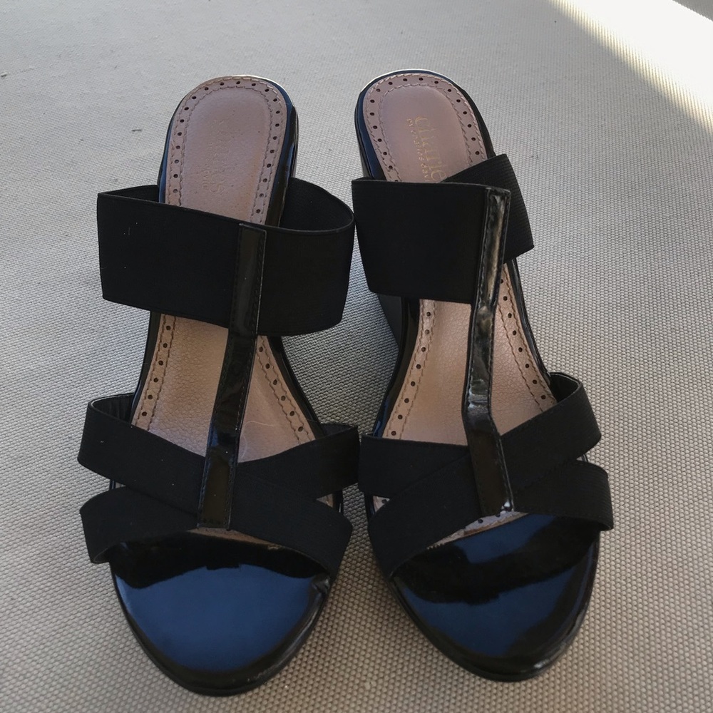 Black wedge sandals